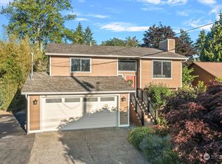 23024 25th Ave W, Lynnwood, WA 98036
