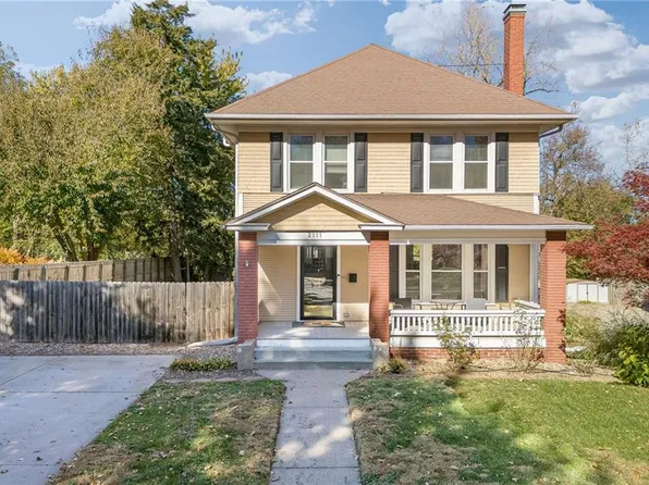 2111 Lovers Ln, Saint Joseph, MO 64505