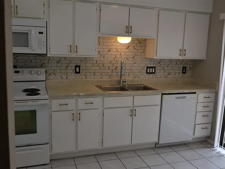 3252 Windchase Blvd #515 — Photo 22