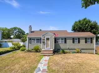 24 Ashwood Rd, Lynnfield, MA 01940
