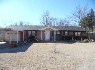 1424 Denson Dr, Pauls Valley, OK 73075