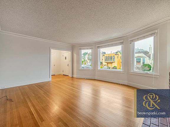 3rd image of 8 Wawona St
