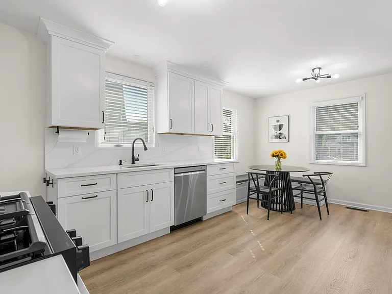 151 Seacord Rd — Photo 10