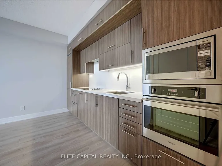 5 Sheppard Ave E #2721 — Photo 2