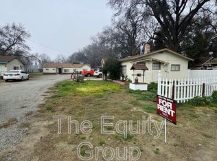 209 S Linwood St, Visalia, CA 93291