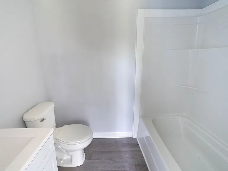 326 Maple St #B — Photo 9