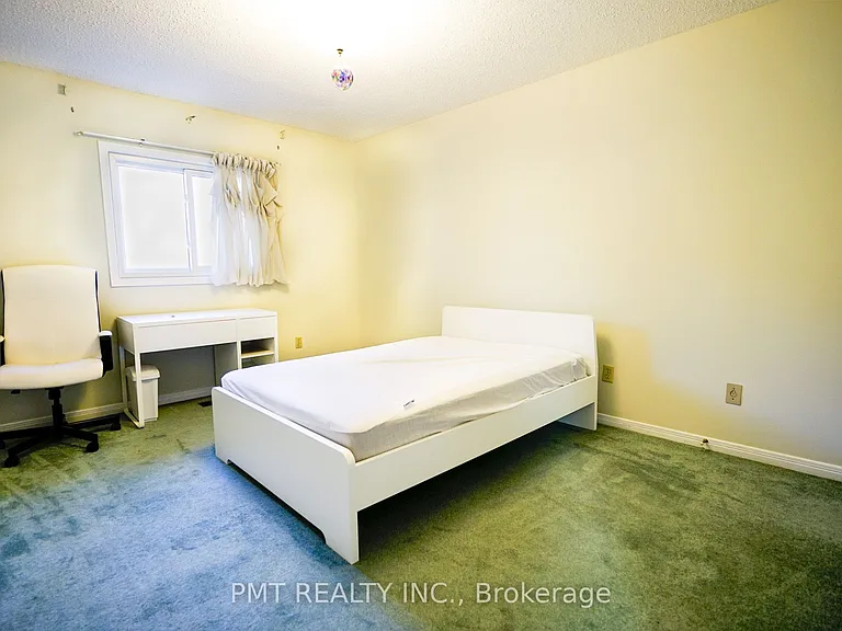 26 Dartmoor Dr #MAIN — Photo 17