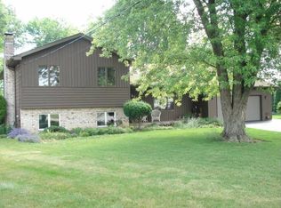 8605 Suncrest Ct, Poland, OH 44514