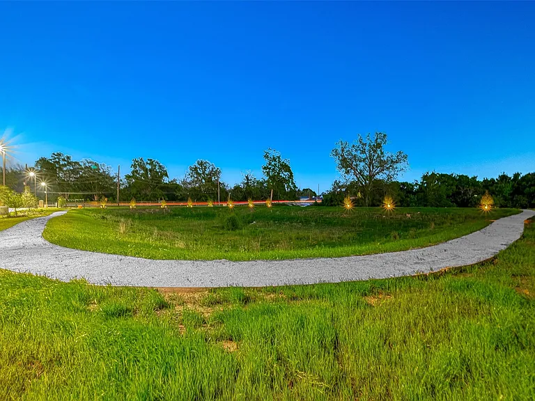 10719 Mason Rd #27 — Photo 40