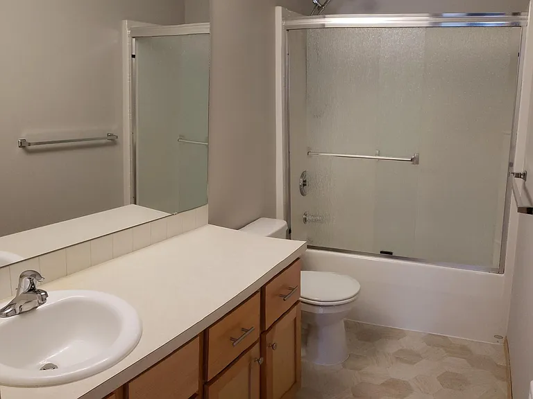 8519 110th St E #B — Photo 6