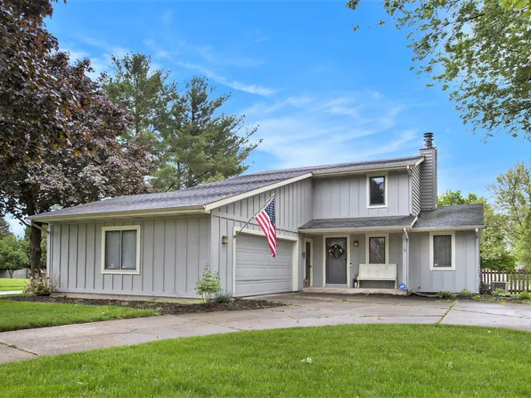 4690 Hall St SE, Kentwood, MI 49546