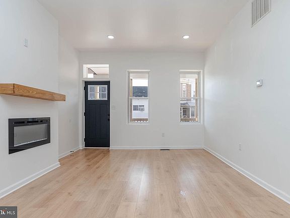 5th image of 1413 S Carey St