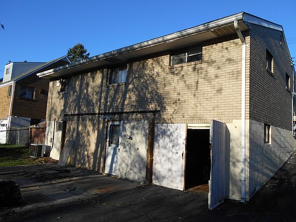 5th image of 74 N Joslyn Dr