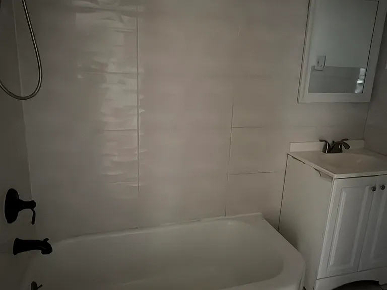 103-105 Devon St #1R — Photo 10