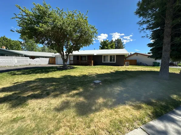4321 Myrtlewood Dr, Klamath Falls, OR 97603