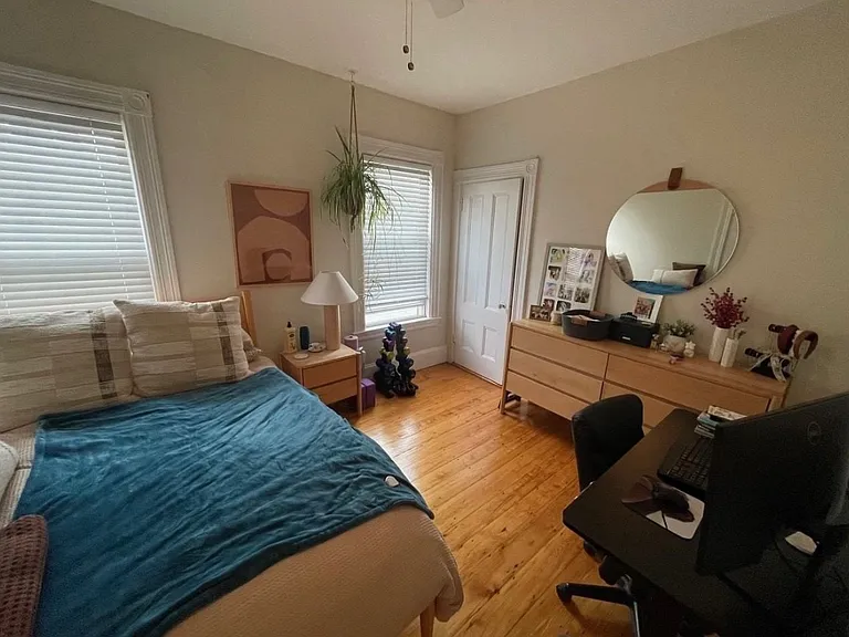 11 Monks St #1 — Photo 3