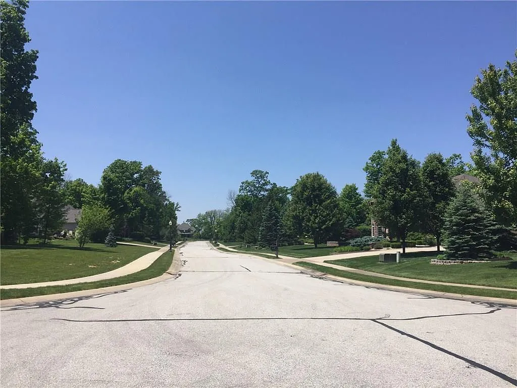 121 Summer Shade Ct photo 1