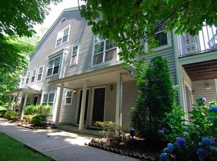 1226 Richmond Rd, Mahwah, NJ 07430