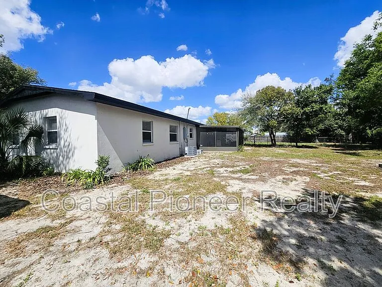 8711 N Wick Pl — Photo 38