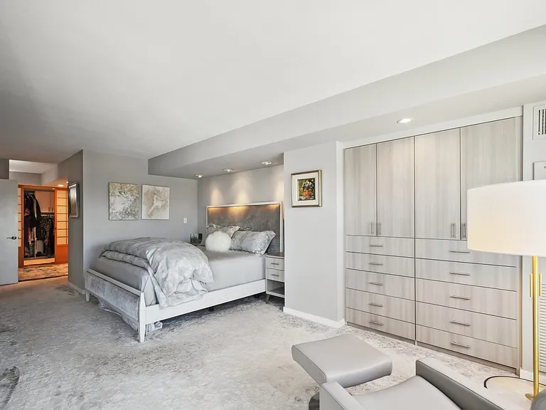 1551 Larimer St #1602 — Photo 34