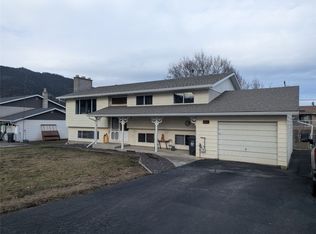 319 Larch St, Chase, BC V0E 1M1