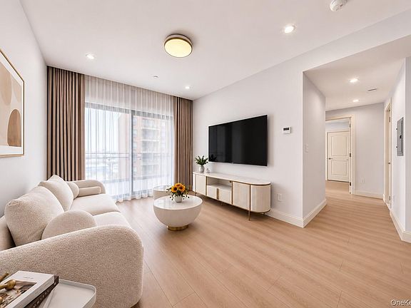 3rd image of 31-35 137th Street #5E
