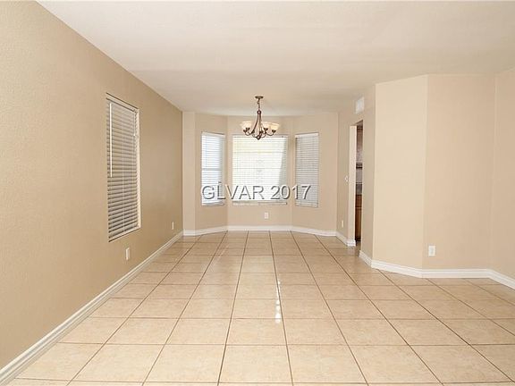 3rd image of 1005 Shifting Sands Dr
