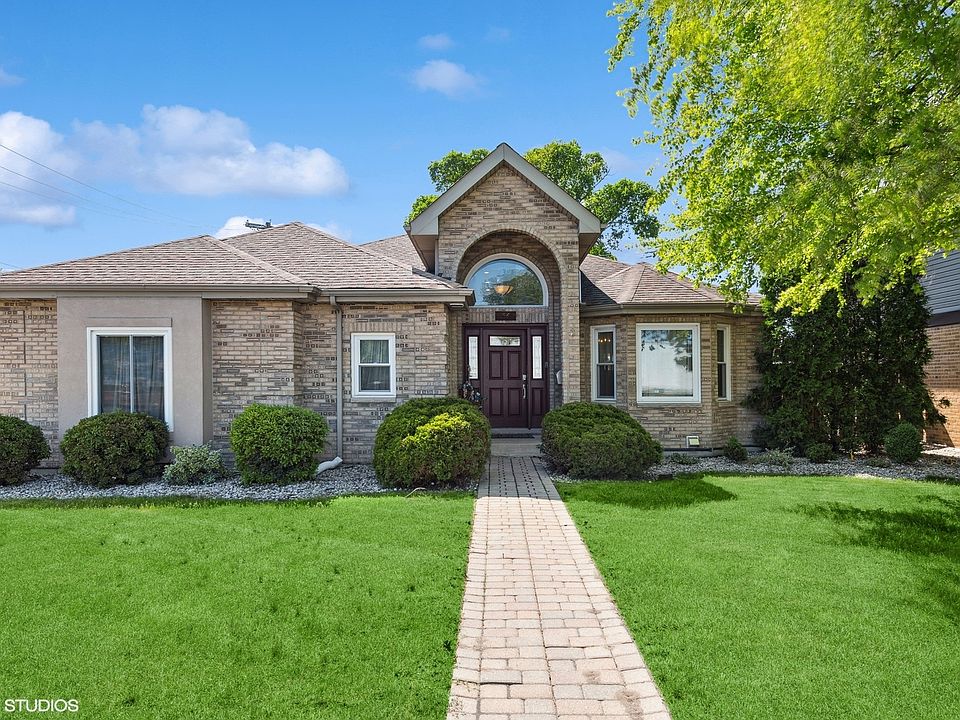 2542 S 1st Ave, North Riverside, IL 60546 Zillow