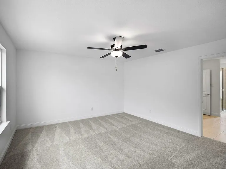 3301 Little Bluestem Rd — Photo 12