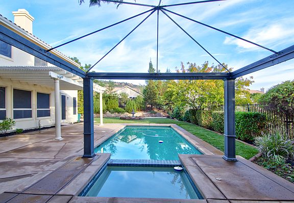 3rd image of 2028 Tarbolton Cir