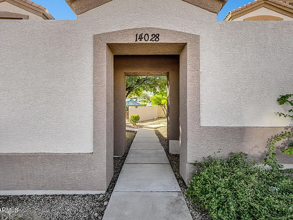3rd image of 14028 N EDGEWORTH Drive #A