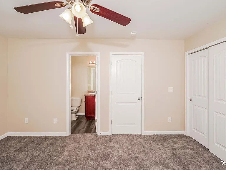 180 Briar Ridge Ln — Photo 13