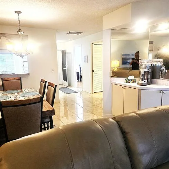 307 Pine Hollow Cir #307 — Photo 24