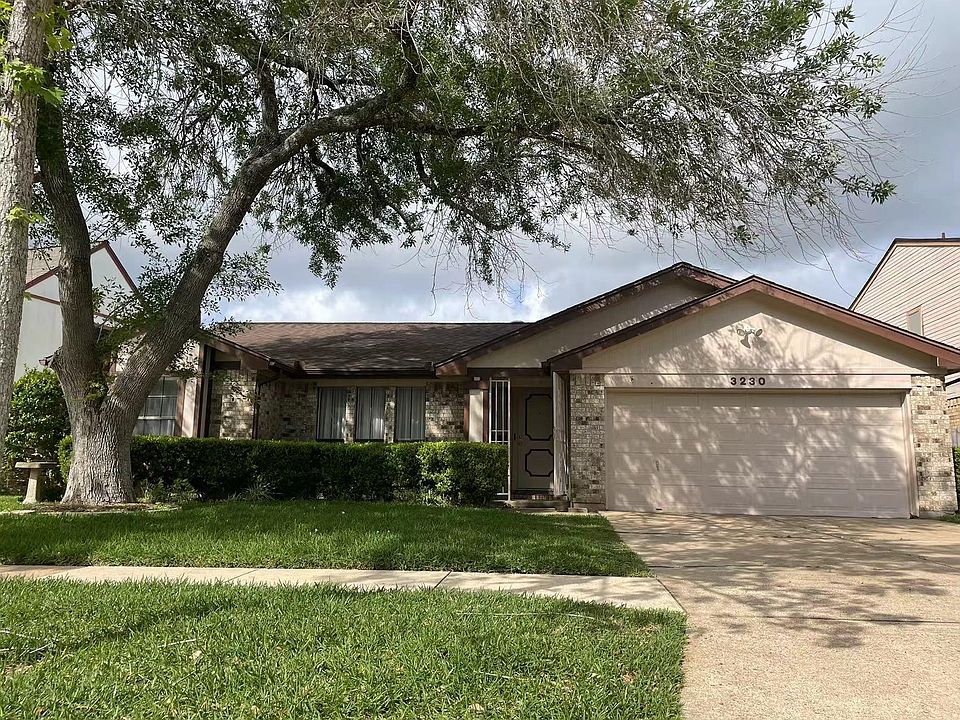 1st image of 3230 Pebble Lake Dr