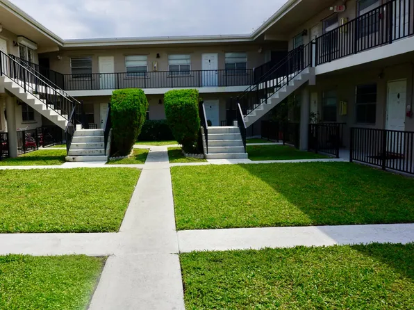1230 Old Boynton Rd APT 218, Boynton Beach, FL 33426