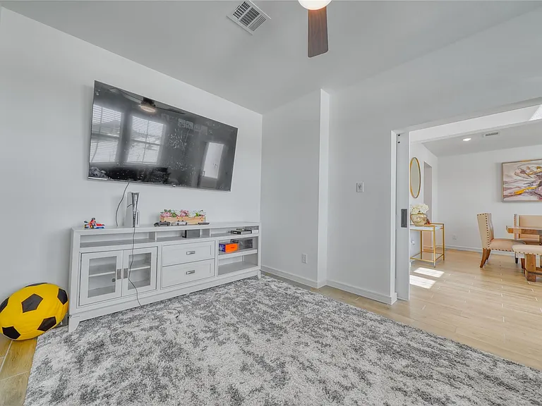12202 Old Fashion Cir — Photo 16