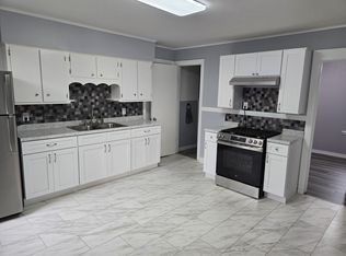 115 Townsend Pl, Syracuse, NY 13208