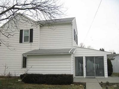 3rd image of 220 West St