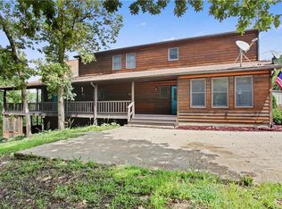 655 NW 50th Hwy, Centerview, MO 64019