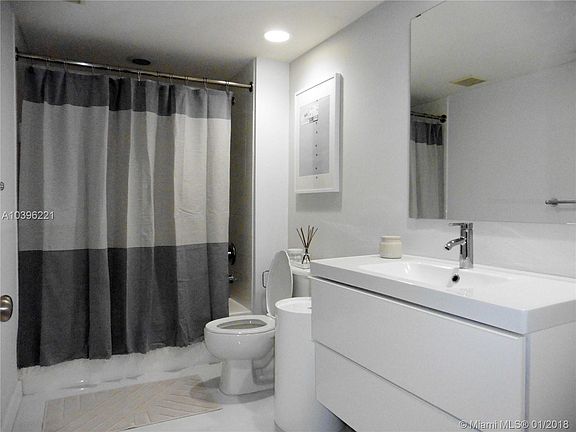 5th image of 2000 N Bayshore Dr APT 512