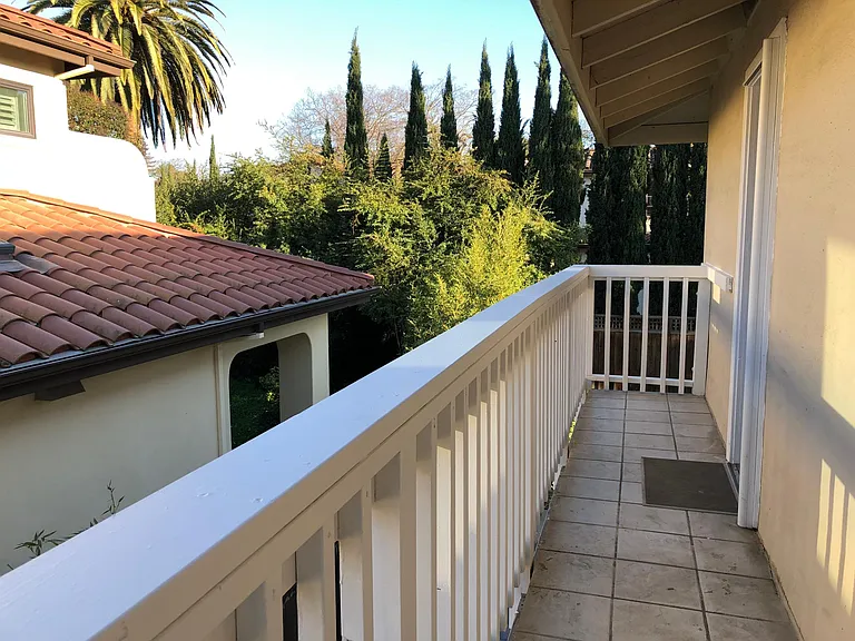 924 Colorado Ave — Photo 10