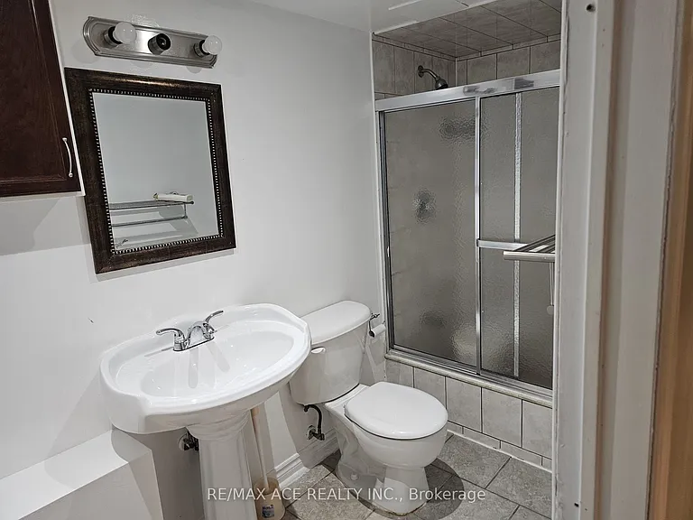 49 Wharnsby Dr #BASEMENT — Photo 6