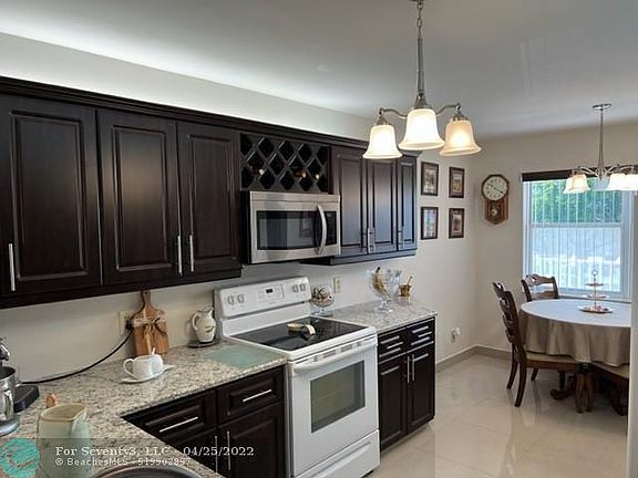 4th image of 2603 NW 103rd Ave APT 303