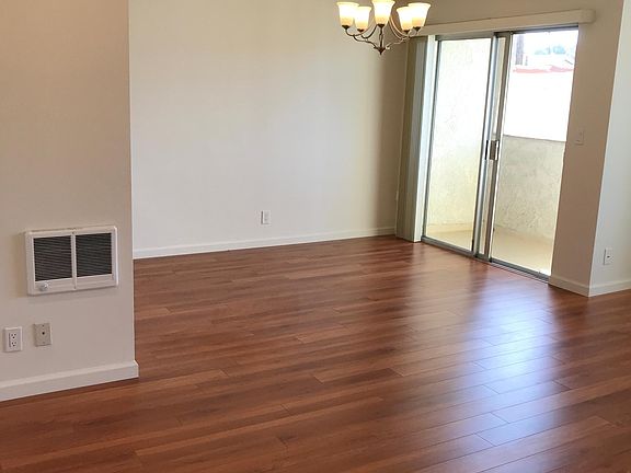 2nd image of 838 9th St #9
