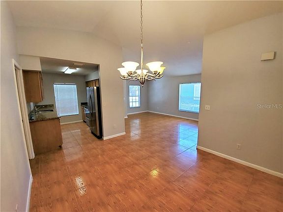 4th image of 3910 Highland Ave