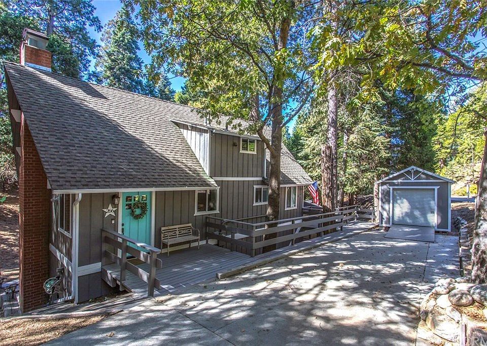 1st image of 266 Cumberland Dr