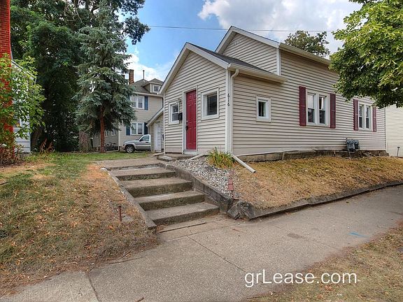 2nd image of 616 Veto St NW