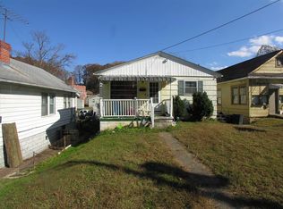 1030 25th St, Huntington, WV 25703