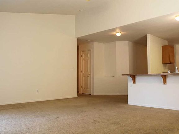 5th image of 3723 E Vista Dr