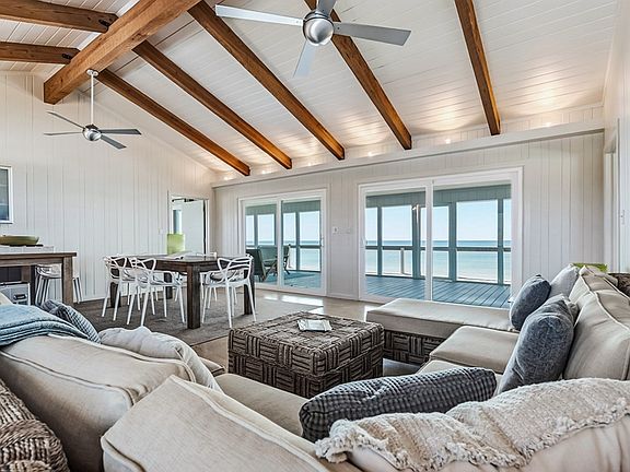 4th image of 914 Gulf Shore Dr
